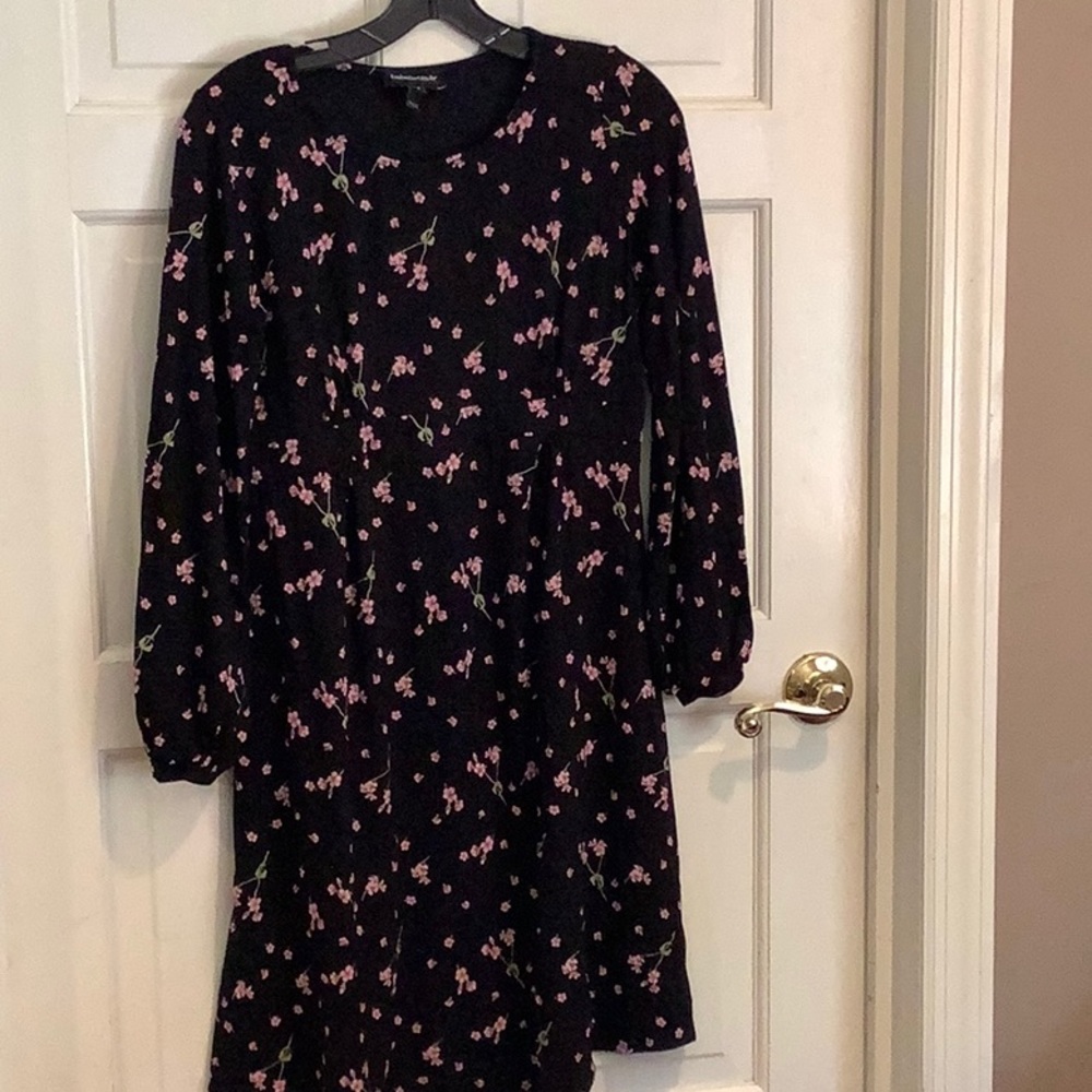 Maternity Worn once A pea in the pod maternity dress size 2 Aline